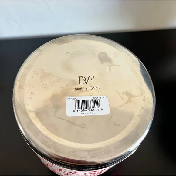 Diane Von Furstenberg square dot ice bucket. - Picture 3 of 4